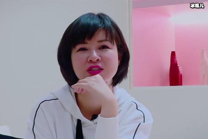 《乘风破浪的姐姐》开播不顺，好歌声却打分低杜华：早点淘汰我
