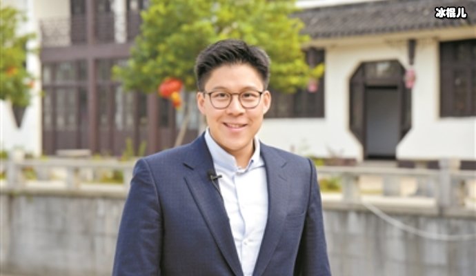 霍启刚的八亿豪宅长啥样？孩子餐具价值不菲这才是真豪门