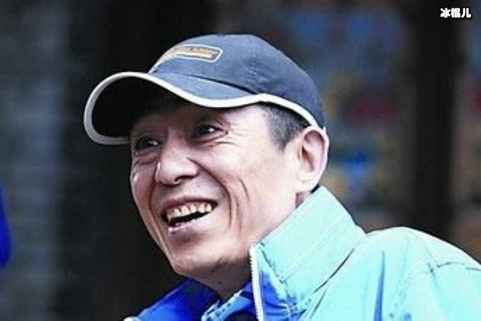 张艺谋的一封假情谊的信，不仅改变了她的命运还捧红了巩俐