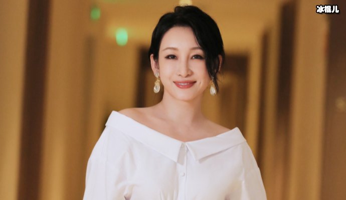 秦海璐点外卖，网友表示吃得太朴实