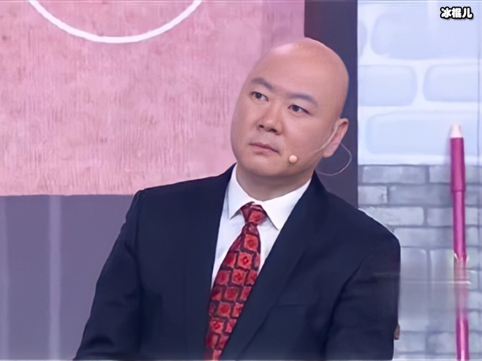 他曾多次登春晚，因一句台词被索赔1亿，现在怎么样了？