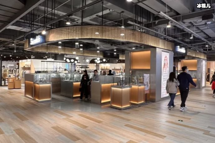 中国首家TENGA潮流周边快闪店，登陆BFC上海外滩金融中心