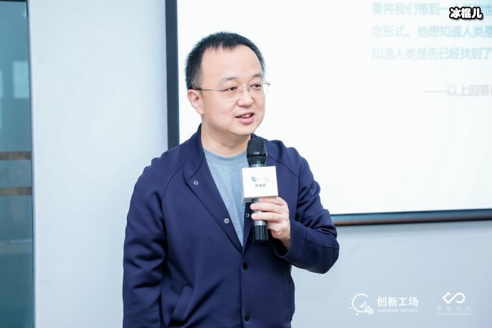 老戏骨被13家公司一起封杀，曾称不再与王刚合作父亲是一生的痛