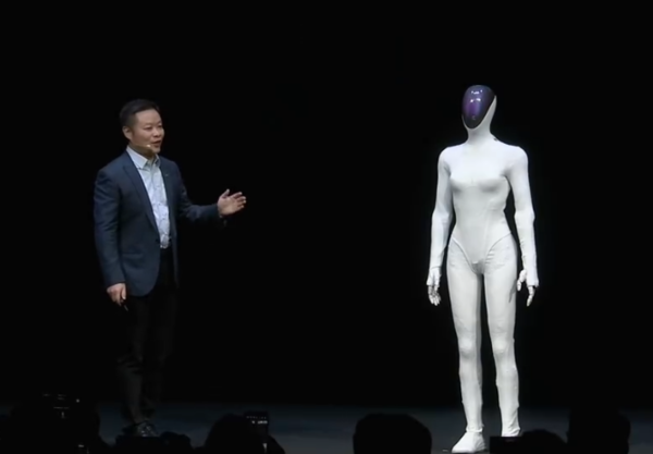 何小鹏和IRON 【WPT扑克】获得对手认可!马斯克点赞何小鹏“自证”IRON身份视频