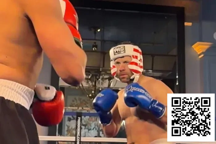 【WPT扑克】”Jungleman”拳击赛第二回合遭偷袭,面部流血,比赛被叫停