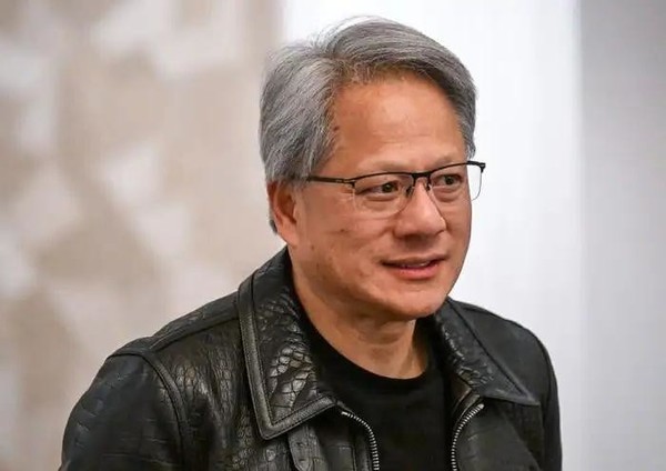 黄仁勋 【WPT扑克】黄仁勋跌出全球前十大富翁榜单 当前个人财富约1万亿元