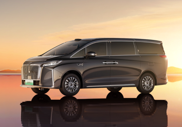 魏牌高山 【WPT扑克】魏牌高山10万台下线!连续五个月蝉联新能源MPV销冠