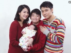 【WPT扑克】洪欣与家人同游迪士尼，合照却没有张丹峰二人再传离婚