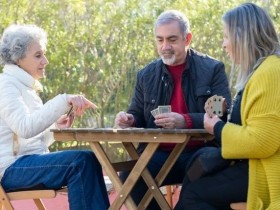 【WPT扑克】趣闻 | 百岁老人分享长寿秘诀:每周打三次扑克