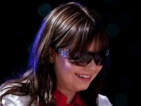 【WPT扑克】趣闻 | 前扑克神童Annette Obrestad在拼字游戏界掀起风暴