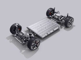 【WPT扑克】8月中国动力电池装车量排名:宁德独占七成三元锂市场